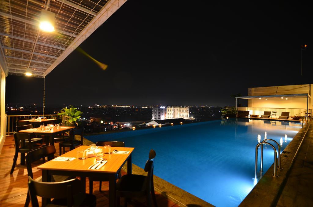 Student Park Aparthotel 3*